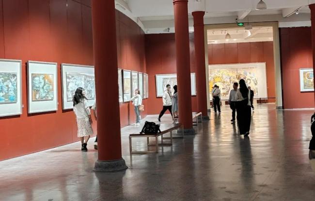 “丝绸之路——杨晓阳丝路四十年好意思术创作暨文件展”(云南)茶话会热聊 丝路艺术价值与传承引业界点赞